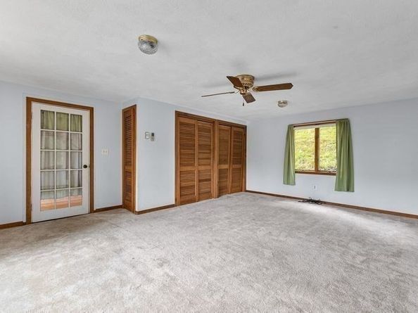 9 Pond Ter, Woburn MA 01801