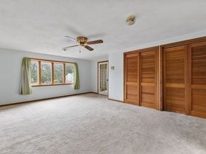 9 Pond Ter, Woburn MA 01801