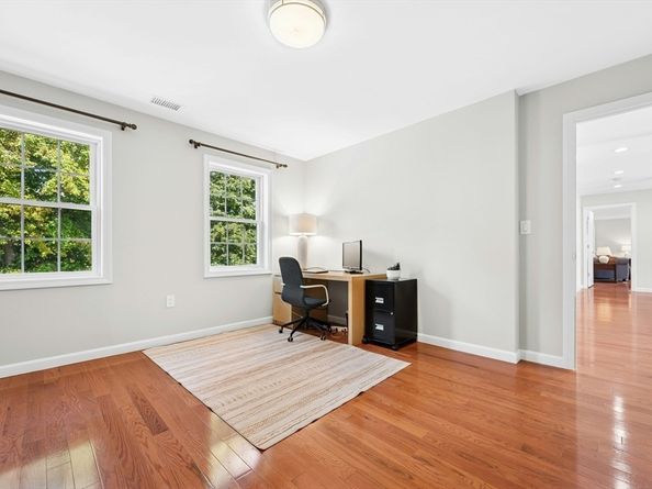 8 Laurel Ct, Acton MA 01720