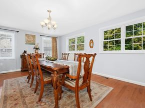 8 Laurel Ct, Acton MA 01720