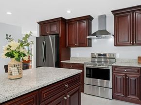8 Laurel Ct, Acton MA 01720