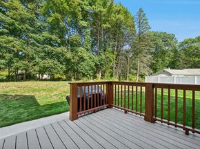 8 Laurel Ct, Acton MA 01720