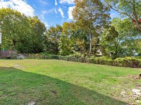 39 Garfield Ave, Woburn MA 01801