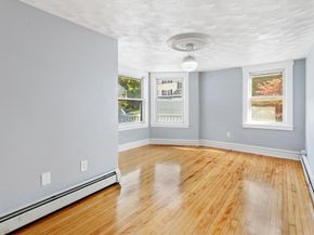 39 Garfield Ave, Woburn MA 01801