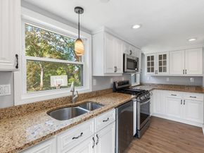 39 Garfield Ave, Woburn MA 01801