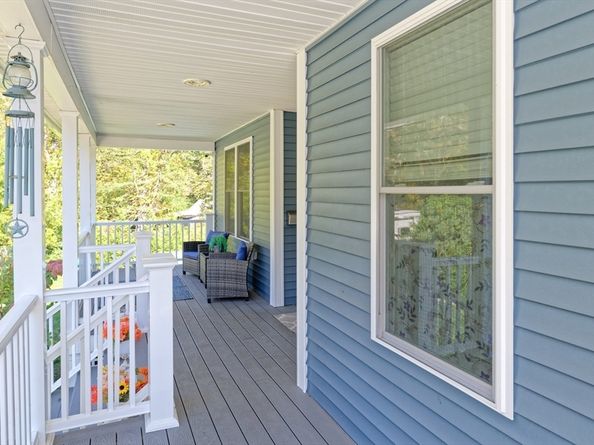 22 Jacobs Rd, Southbridge MA 01550