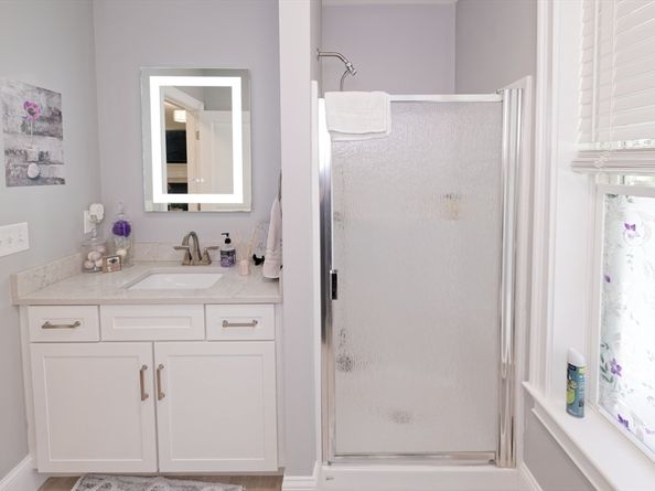 22 Jacobs Rd, Southbridge MA 01550