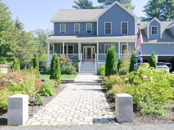 22 Jacobs Rd, Southbridge MA 01550