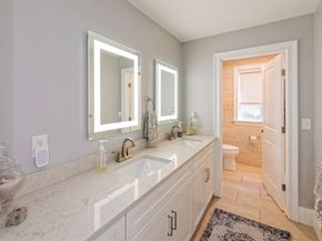 22 Jacobs Rd, Southbridge MA 01550