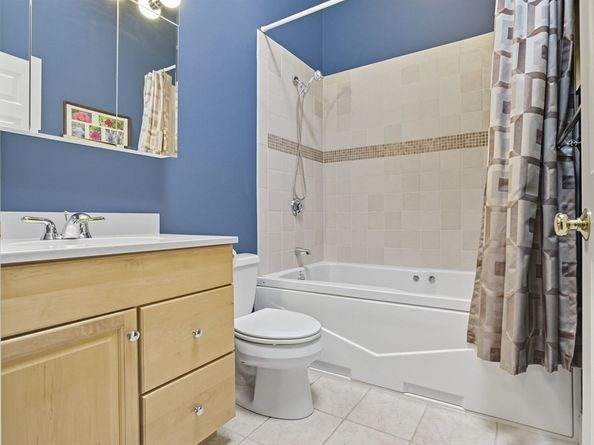 35 Andrea Cir 35, Needham MA 02494