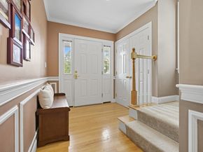 35 Andrea Cir 35, Needham MA 02494