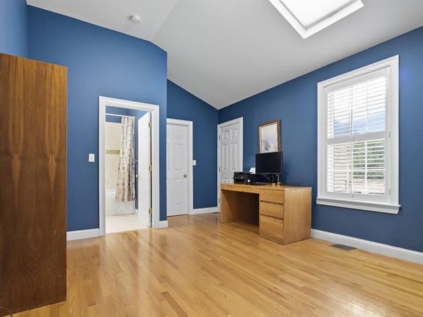 35 Andrea Cir 35, Needham MA 02494