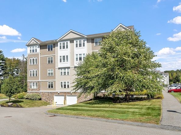 2 Francis Dr 412, Andover MA 01810