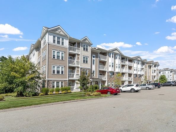 2 Francis Dr 412, Andover MA 01810