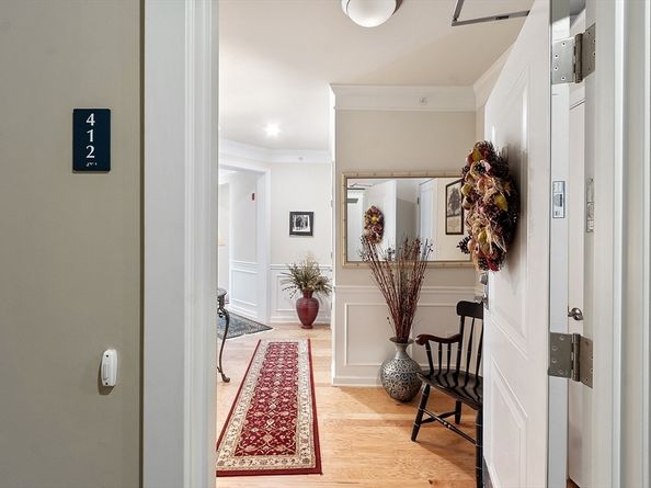 2 Francis Dr 412, Andover MA 01810