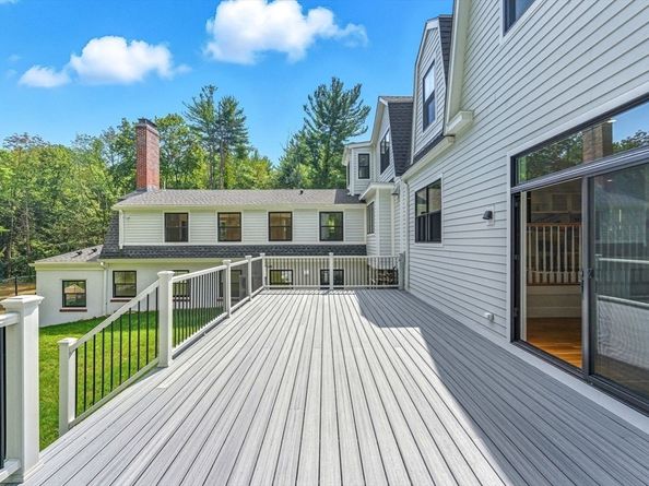 22 Lincoln Road, Lincoln MA 01773