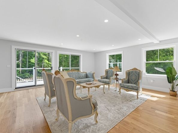 22 Lincoln Road, Lincoln MA 01773