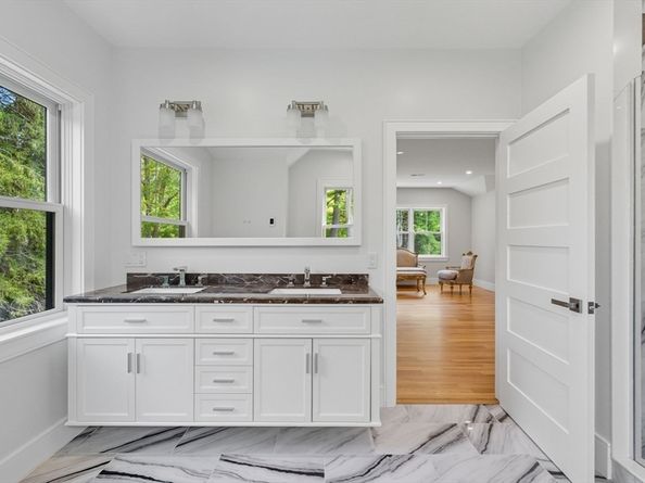 22 Lincoln Road, Lincoln MA 01773