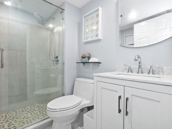250 Hammond Pond Parkway 102N, Newton MA 02467