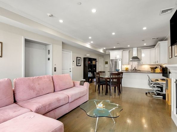 205 W. 8th  St 5, Boston MA 02127