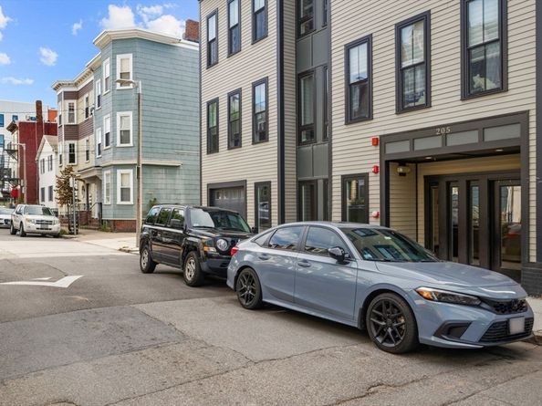 205 W. 8th  St 5, Boston MA 02127