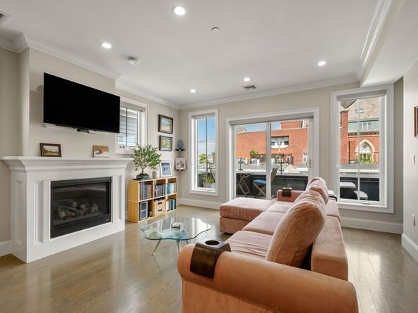 205 W. 8th  St 5, Boston MA 02127