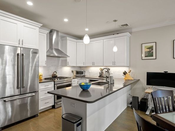 205 W. 8th  St 5, Boston MA 02127