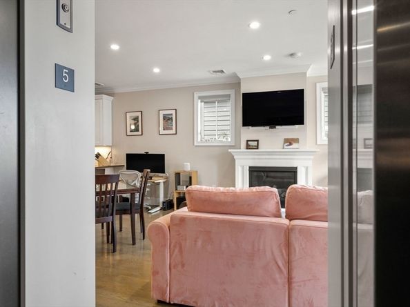 205 W. 8th  St 5, Boston MA 02127