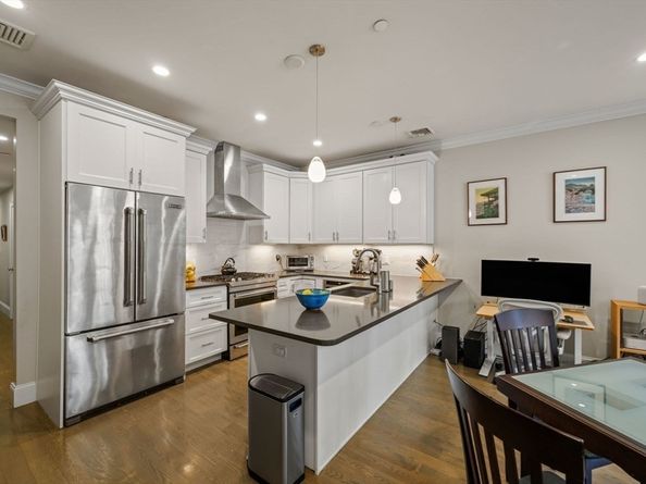 205 W. 8th  St 5, Boston MA 02127