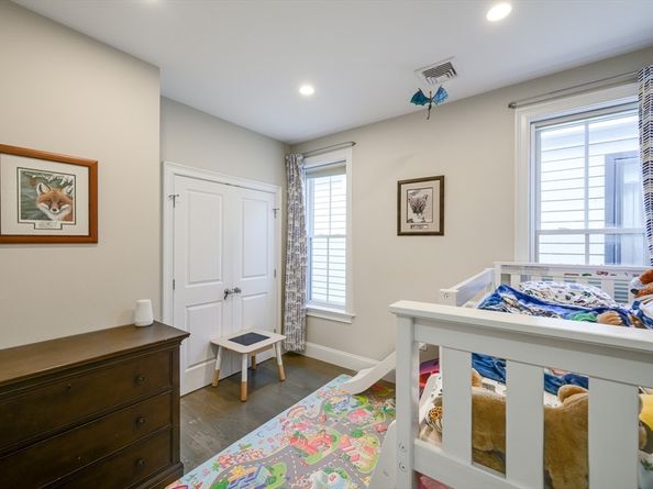 205 W. 8th  St 5, Boston MA 02127
