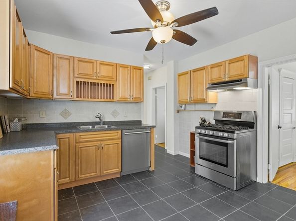20 Rice St 2, Brookline MA 02445