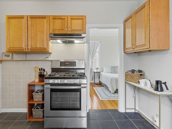 20 Rice St 2, Brookline MA 02445