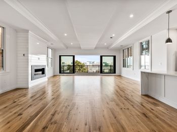 520 East Broadway
