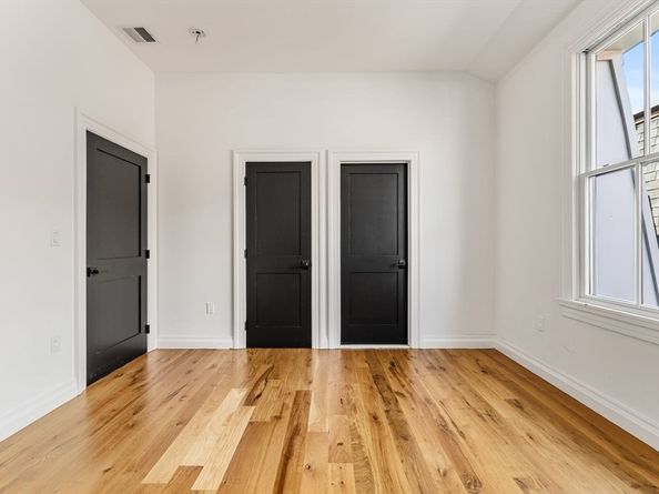 520 East Broadway 2, Boston MA 02127
