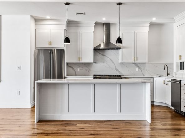 520 East Broadway 2, Boston MA 02127