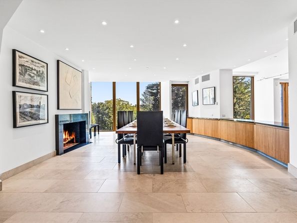 55 Leicester St, Brookline MA 02445