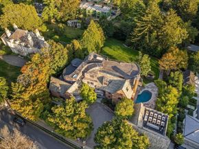 55 Leicester St, Brookline MA 02445