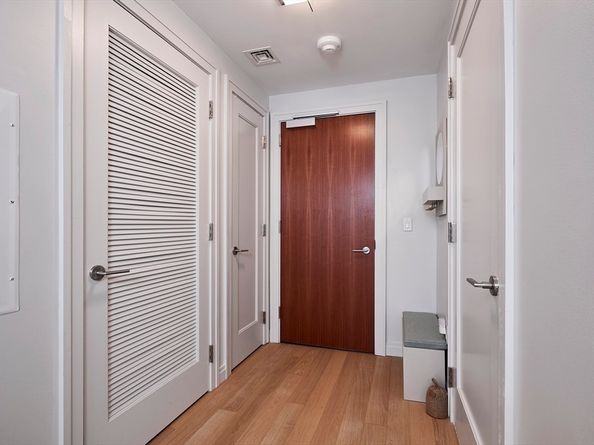 133 Seaport Blvd 1621, Boston MA 02210
