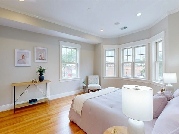 209 W 2nd St, Boston MA 02127