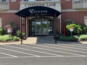 1 Cityview Ln