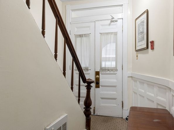 53 Garden St 2, Boston MA 02114