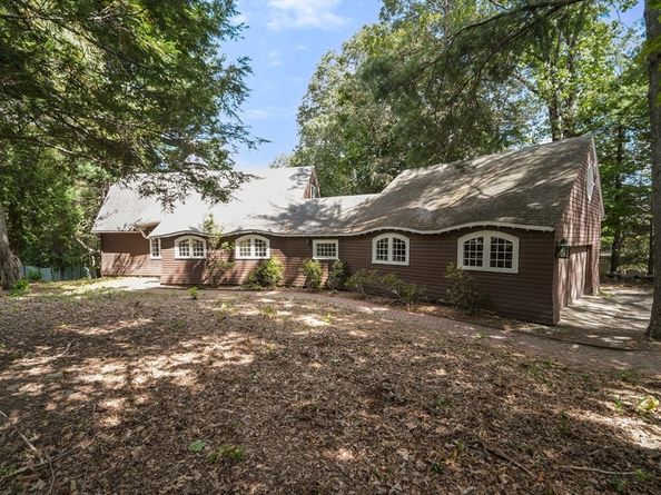 136 Dudley Rd, Newton MA 02459