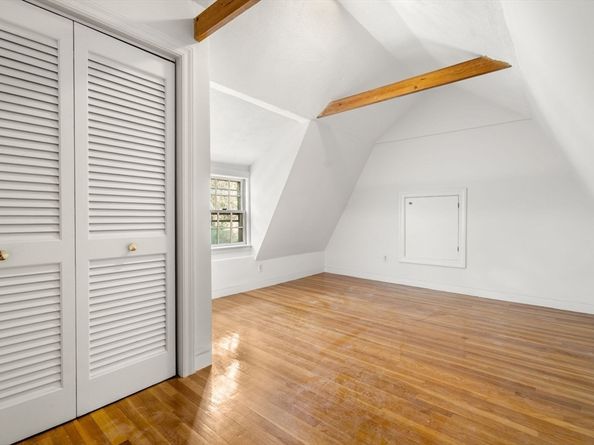 136 Dudley Rd, Newton MA 02459