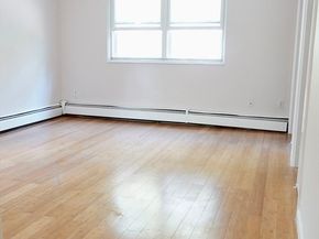 36 Pleasant Dr 42, Stoughton MA 02072