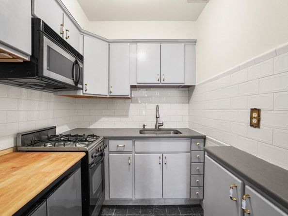 27 Bowdoin St 1C, Boston MA 02114