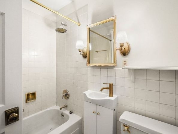 27 Bowdoin St 1C, Boston MA 02114