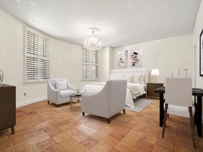 27 Bowdoin St 1C, Boston MA 02114