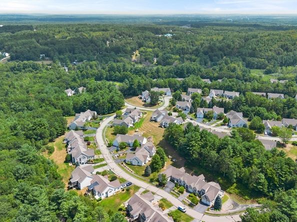 19 Sandstone Road 19, Westford MA 01886