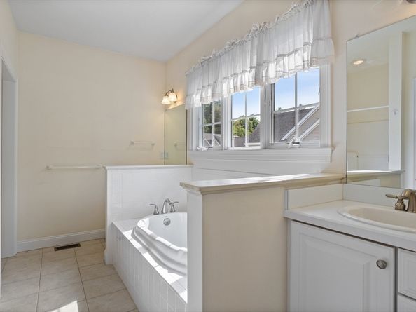 19 Sandstone Road 19, Westford MA 01886
