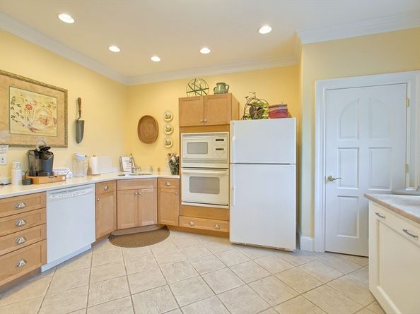 19 Sandstone Road 19, Westford MA 01886